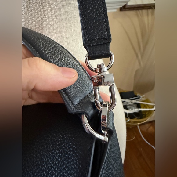 Quince Italian Leather Patchwork Crossbody in black - Picture 8 of 16